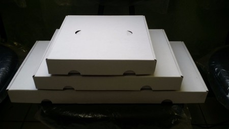 CAIXAS DE PIZZA POR METRO BRANCAS